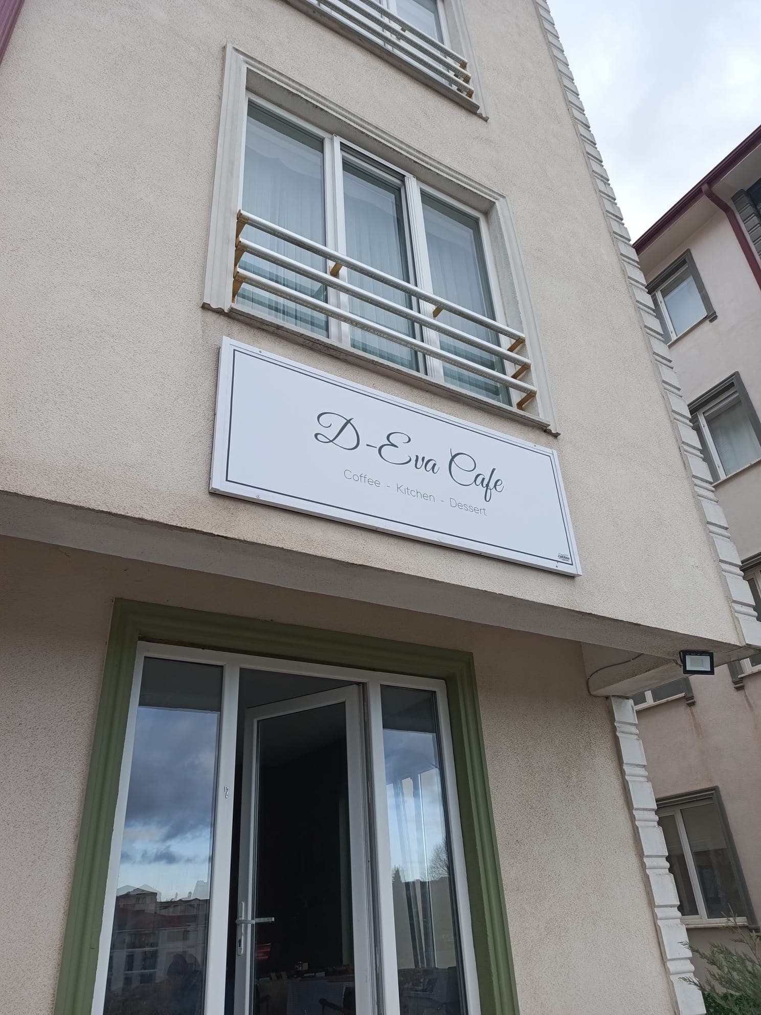 D-Eva Cafe tabela